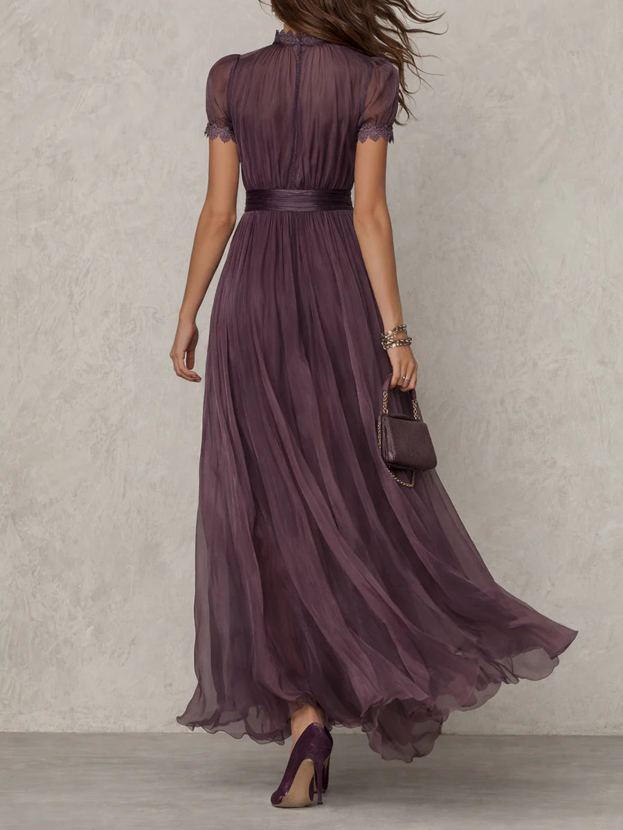 Flavia • Abito Lungo Viola con Scollo a Goccia e Pizzo – Aurea Montiel