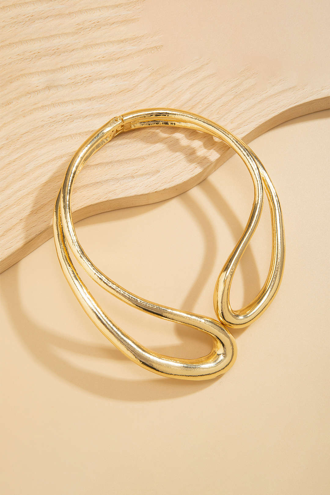 ALEXA | COLLAR ASIMÉTRICO