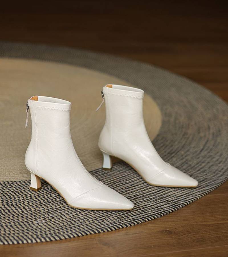 FULVIA | BOTINES DE PIEL CON TACÓN MEDIO - Aurea Montiel