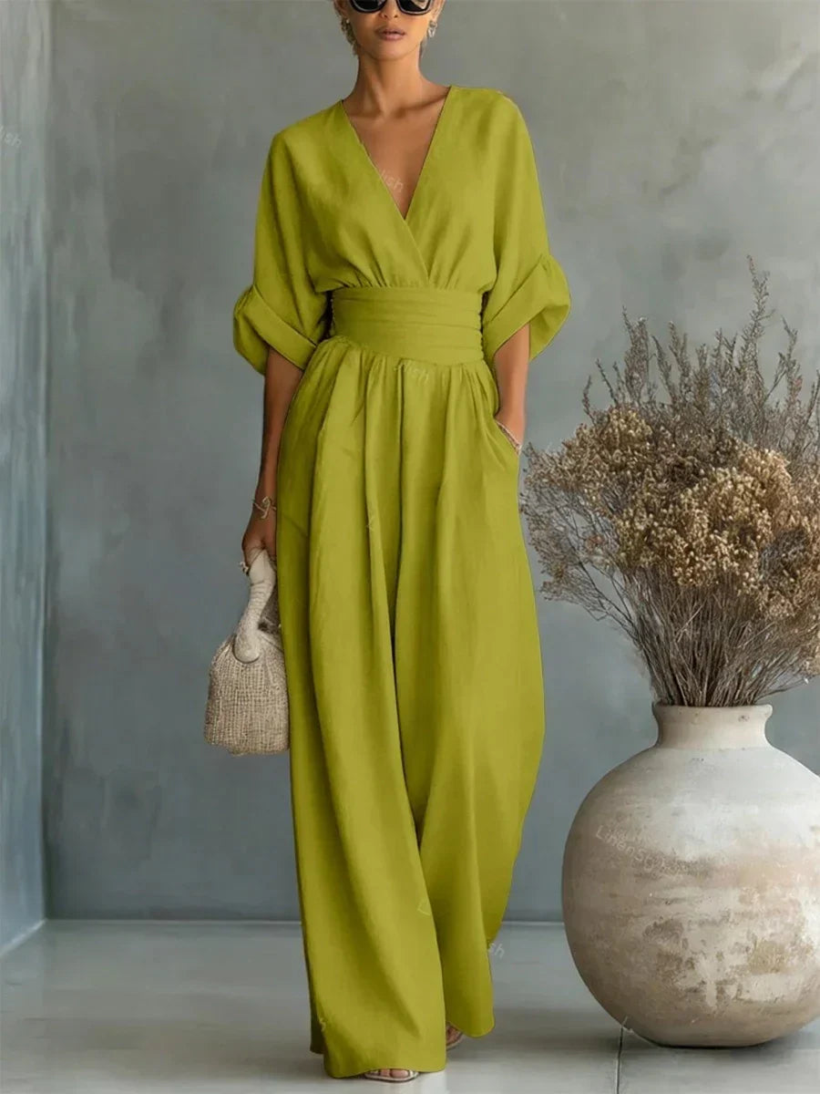 Tuta Elegante con Scollo a V e Vita Alta – Aurea Montiel